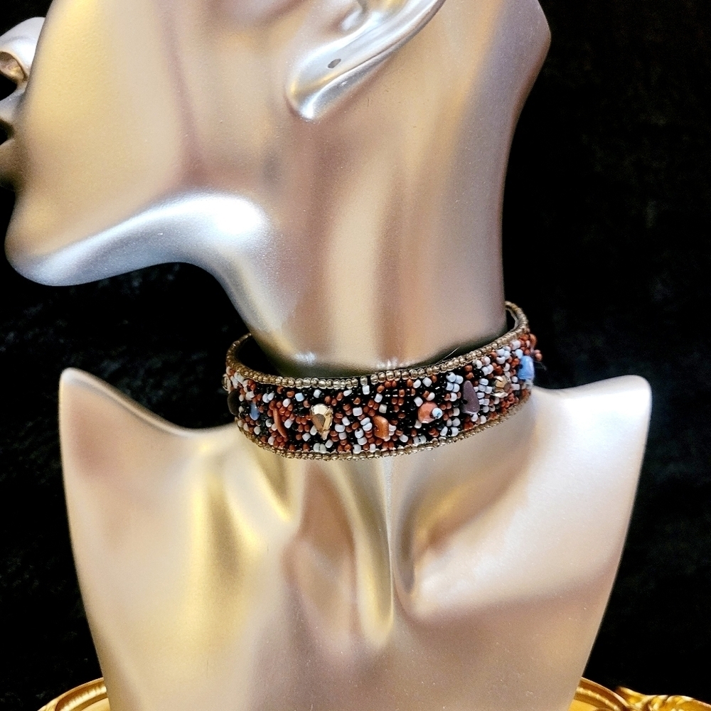 TURQUOISE & CORAL BEADED CHOKER NECKLACE - Picture 11 of 12
